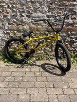 Load image into Gallery viewer, Haro Boulevard BMX Complete Bike
