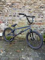 Load image into Gallery viewer, United Supreme BMX Complete Bike
