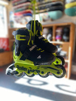 Load image into Gallery viewer, Rollerblade Microblade Jr Inline Skates
