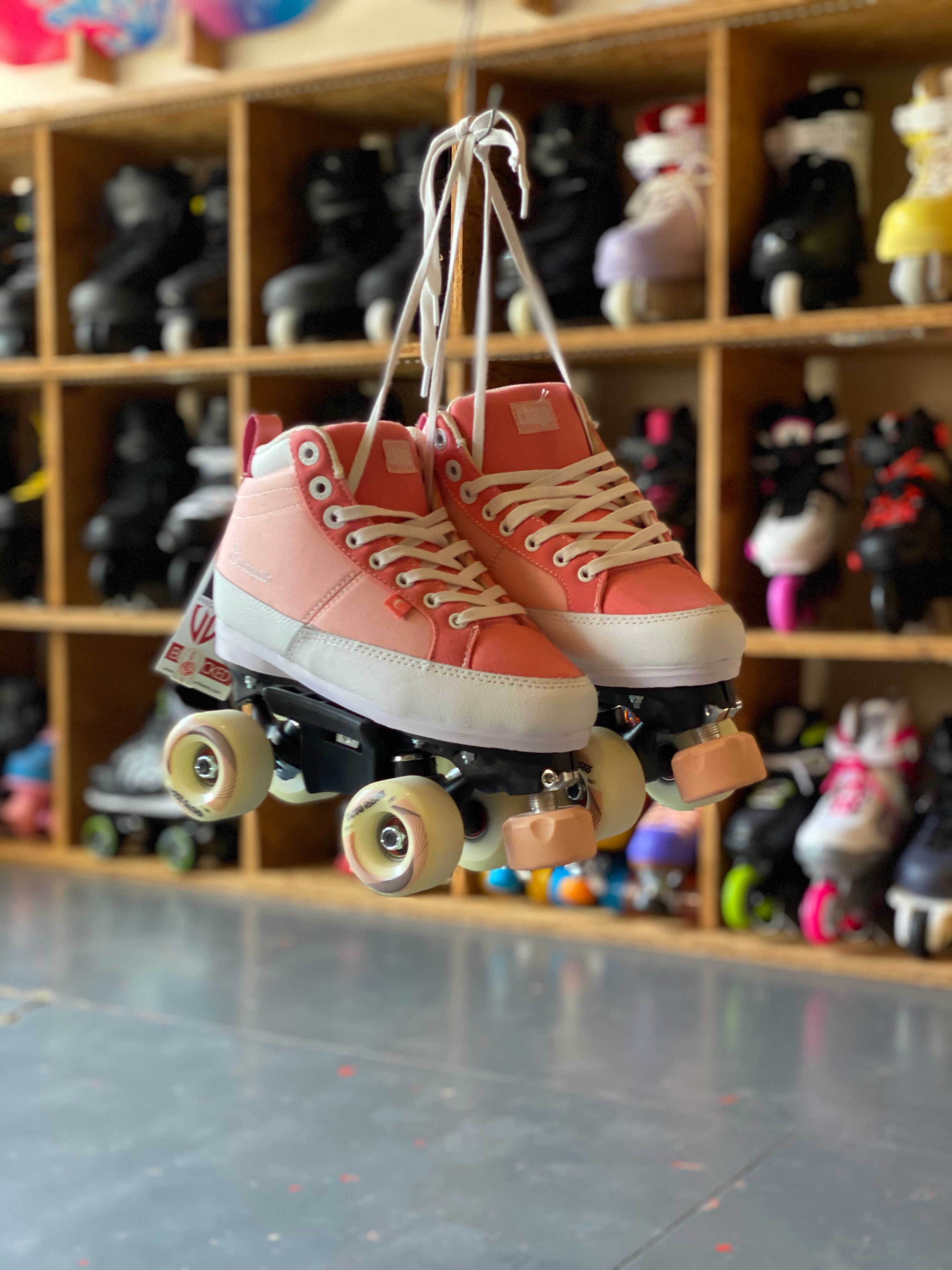 Chaya Kismet Barbie Patin roller skates