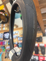 Load image into Gallery viewer, Cult 20” Pool Tyre
