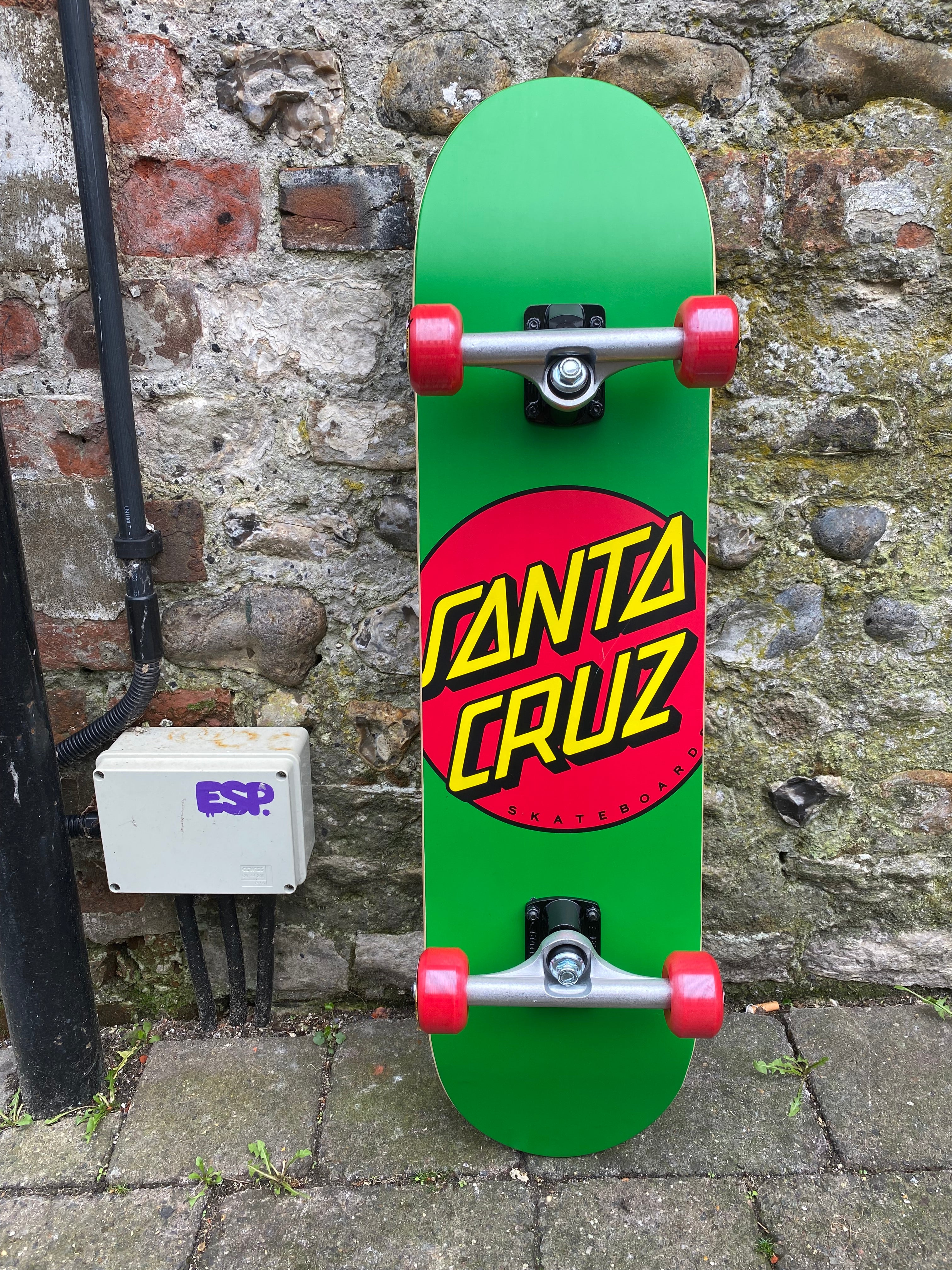 Santa Cruz 7.8” Dot Complete Skateboard