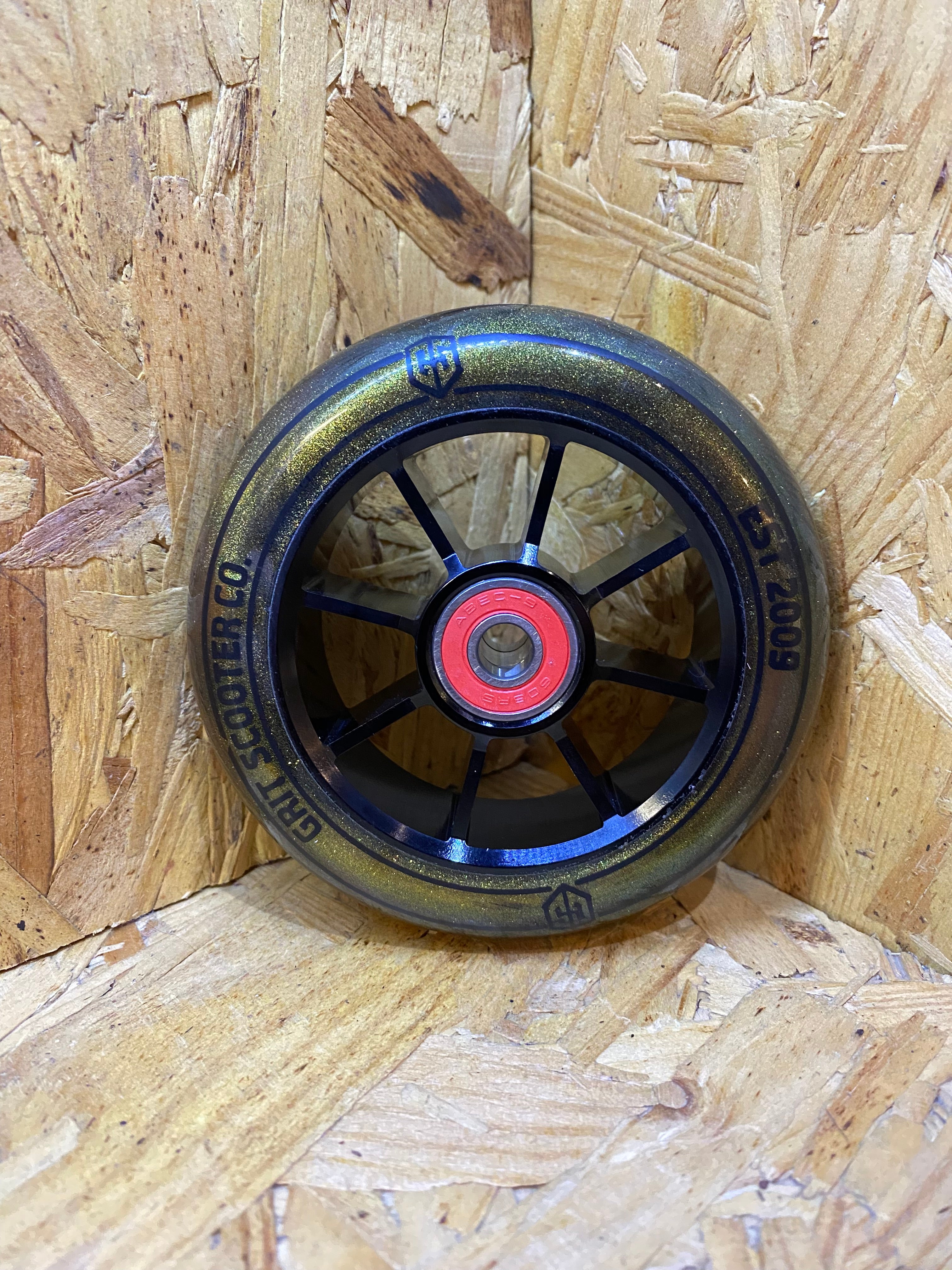 Grit 8 Spoke 100mm Scooter Wheel