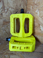 Load image into Gallery viewer, S&amp;M BTM Pedals
