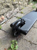 Load image into Gallery viewer, Drone Element Saundezy Complete Scooter
