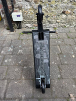 Load image into Gallery viewer, Drone Element Saundezy Complete Scooter
