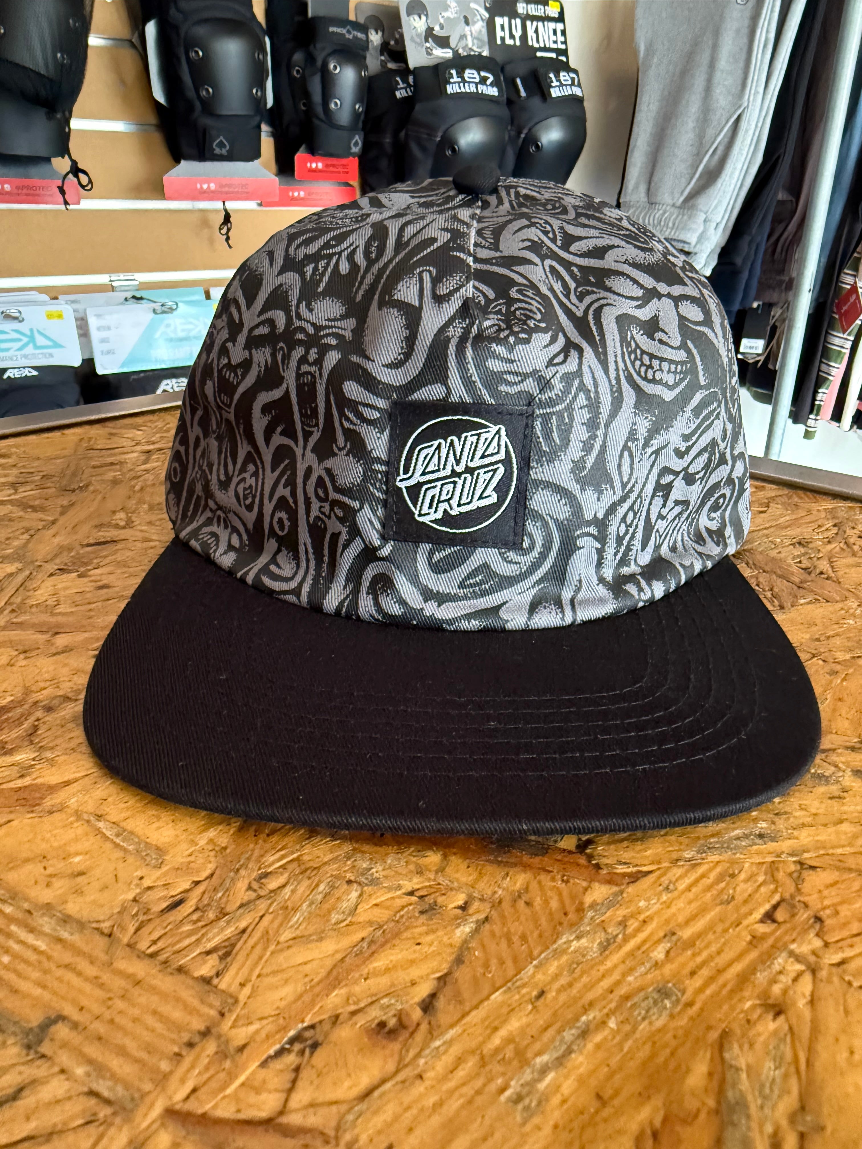 Santa Cruz Opus Dot Cap