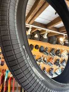 Demolition Hammerhead 2.4” Tyre