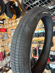 Demolition Hammerhead 2.25” Folding Tyres
