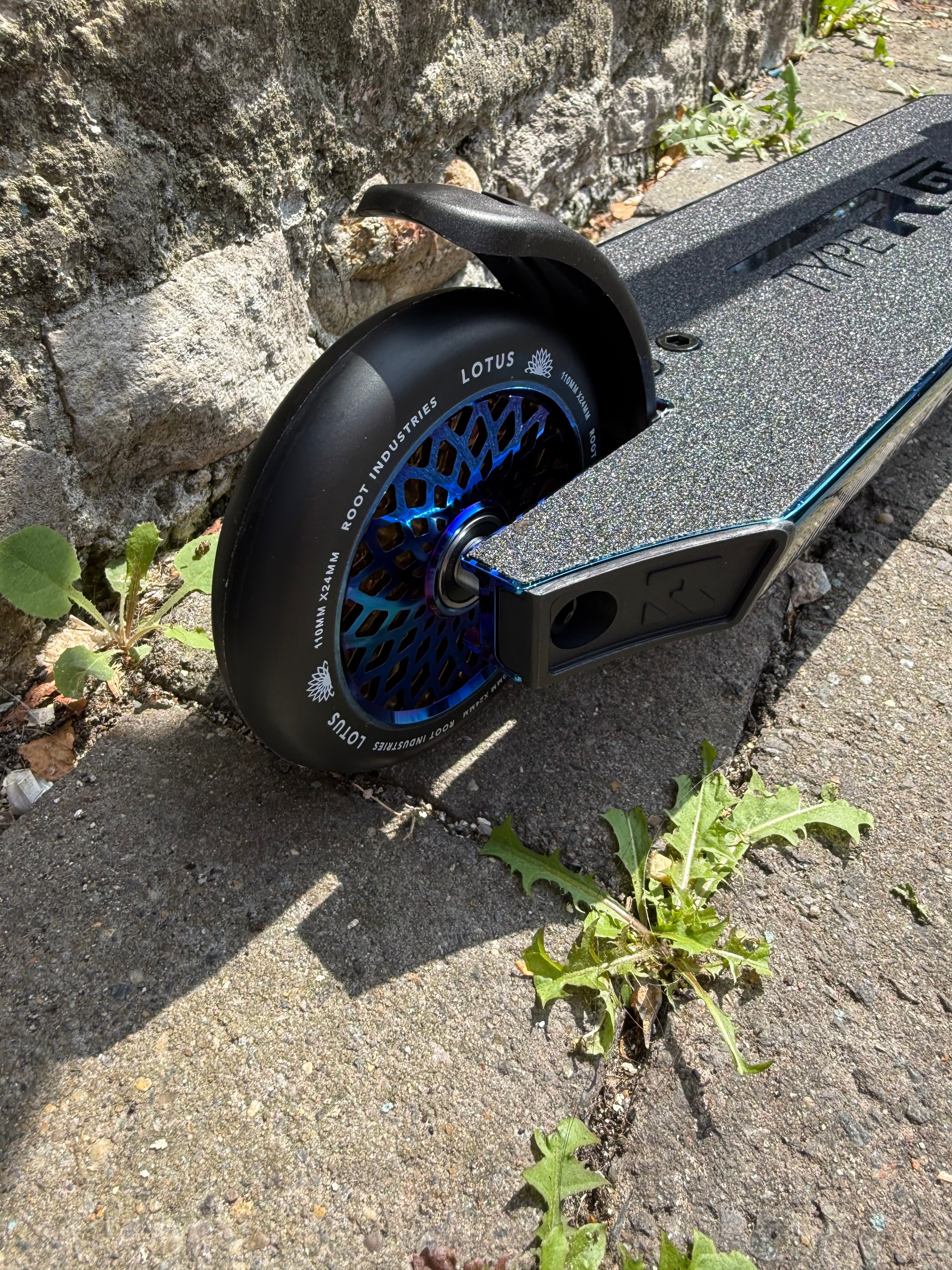 Root Industries Type R Complete Scooter