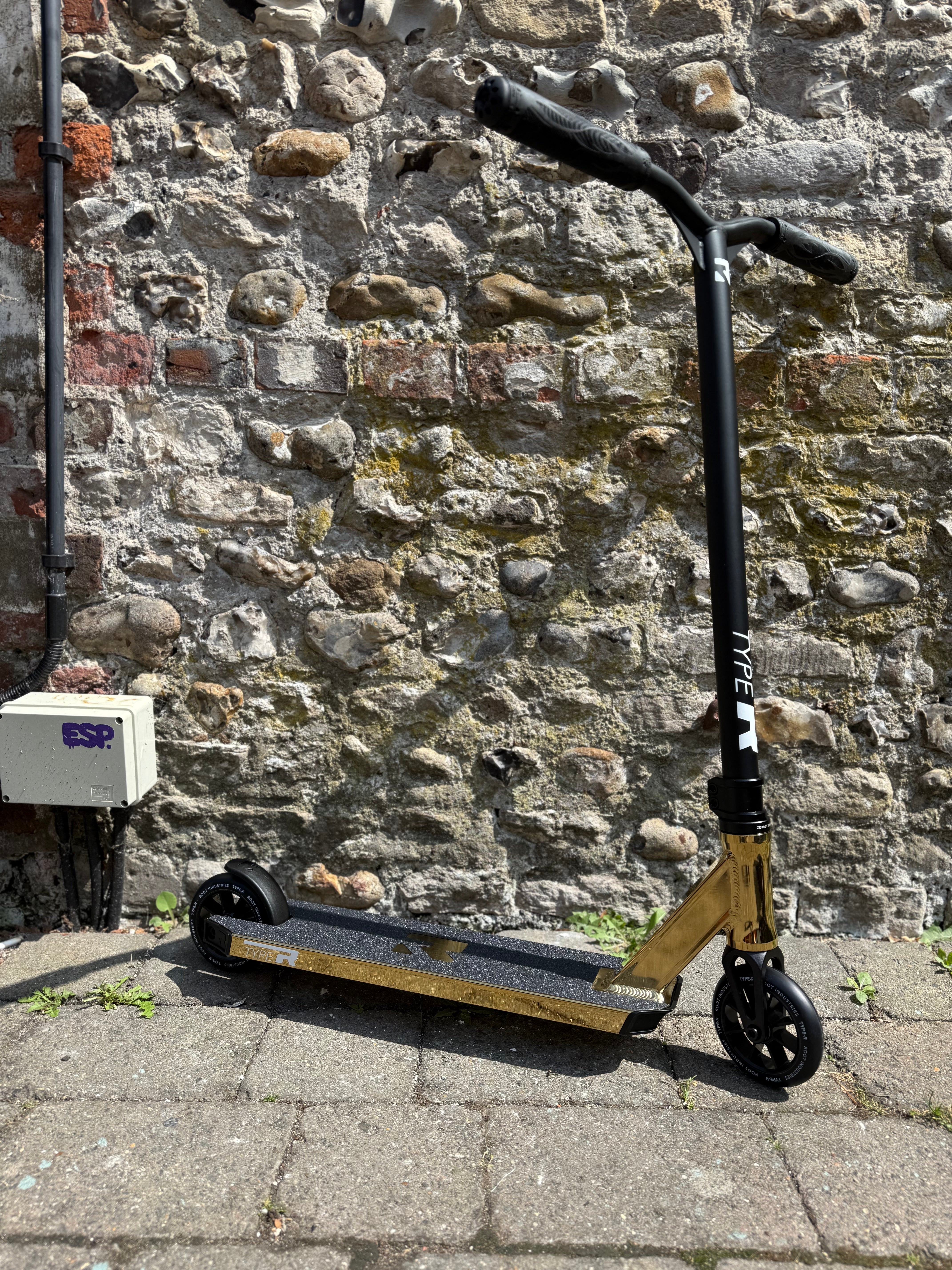 Root Industries Type R Complete Scooter