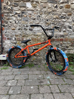 Load image into Gallery viewer, Cult Gateway 20.5” BMX Complete Bike
