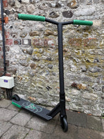 Load image into Gallery viewer, Blazer Enigma Complete Scooter
