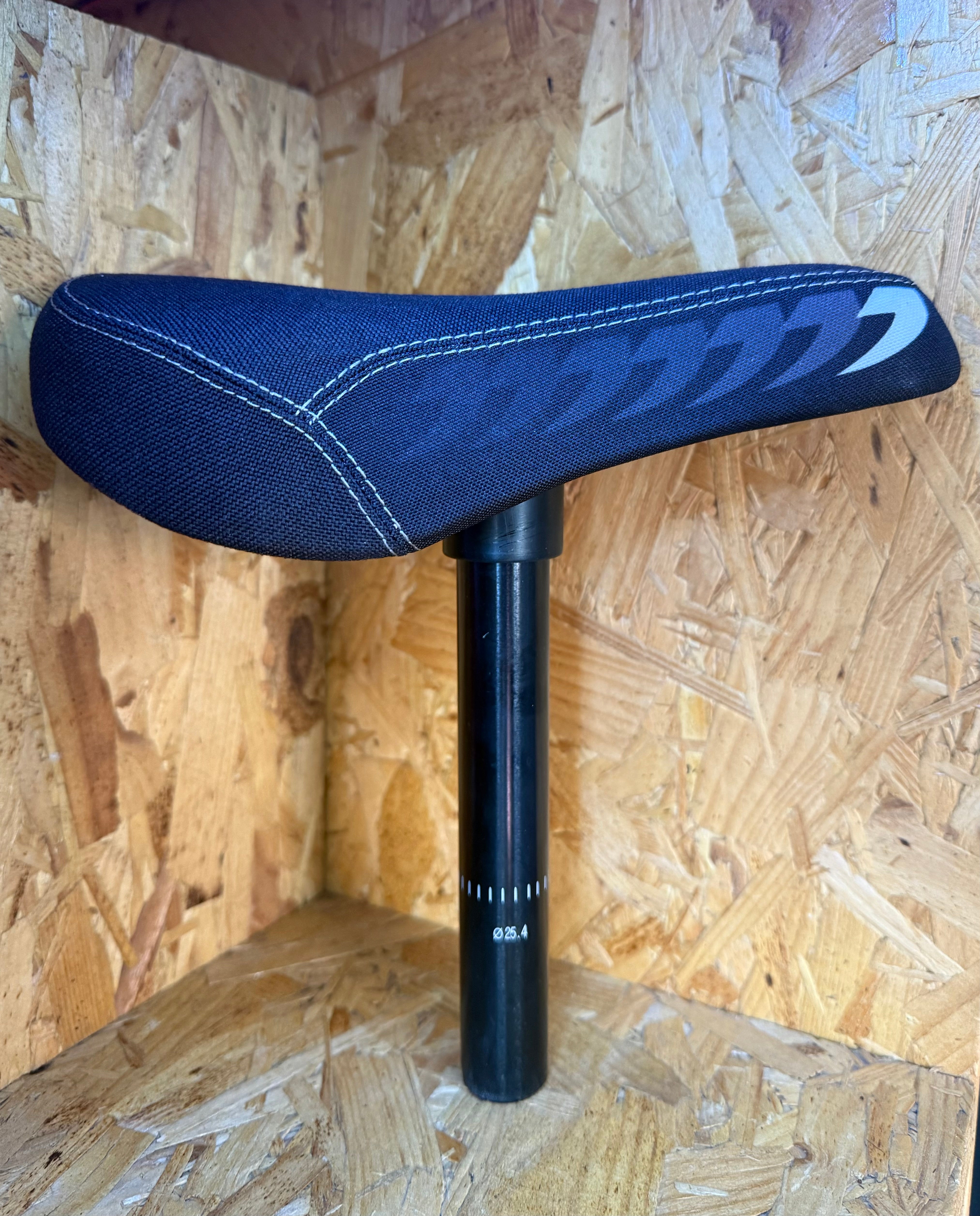 Tall Order Fade Logo Seat Combo