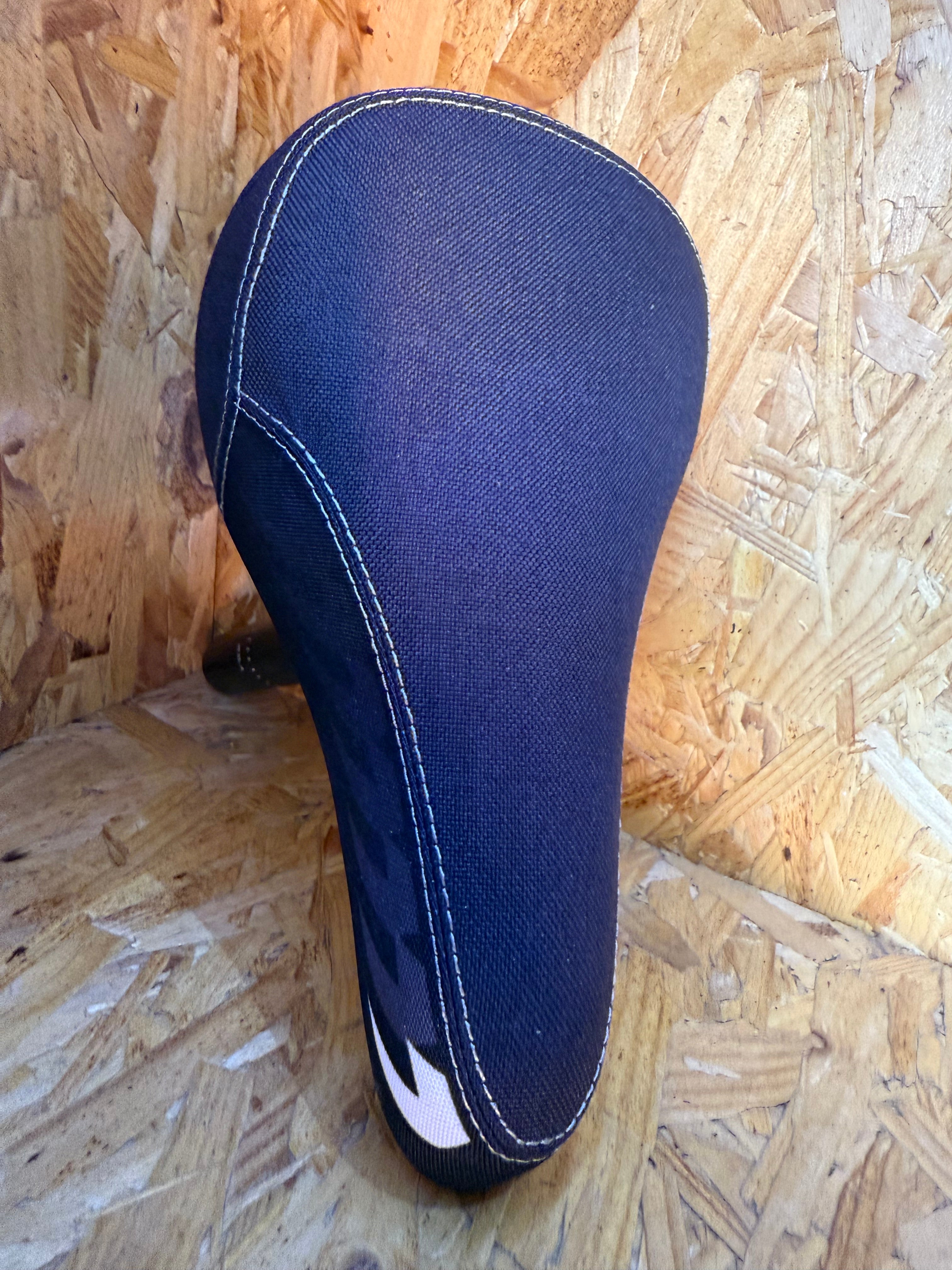 Tall Order Fade Logo Seat Combo