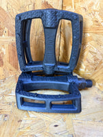 Load image into Gallery viewer, Colony Fantastic Plastic Pedals
