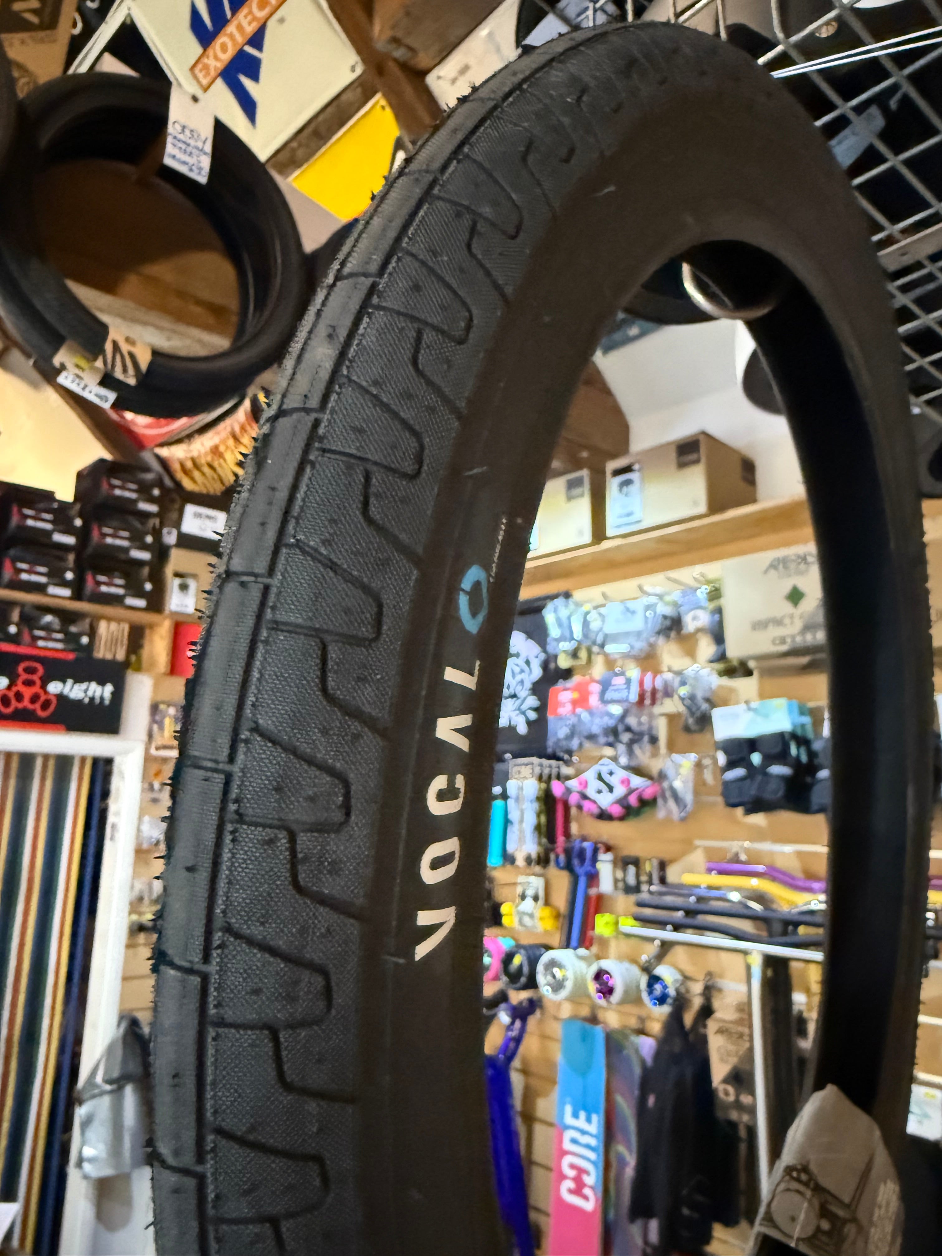 Vocal Mig 20” Tyre