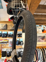 Load image into Gallery viewer, Vocal Mig 20” Tyre
