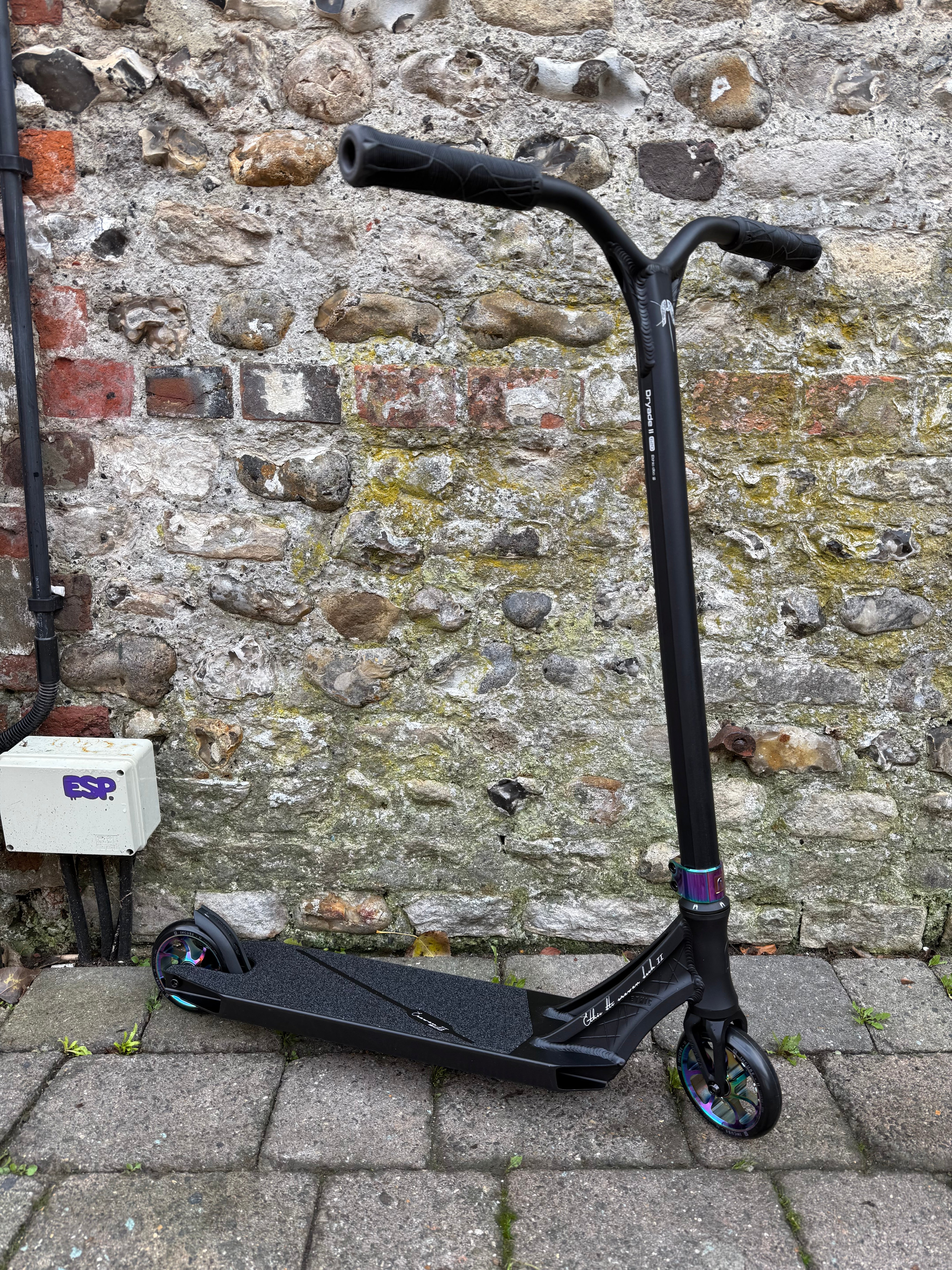 Ethic Erawan V2 M Complete