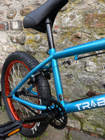Load image into Gallery viewer, Tribal Trap BMX Complete
