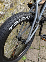 Load image into Gallery viewer, Tribal Trap v2 BMX Complete
