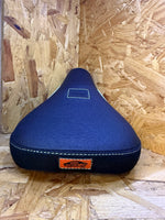 Load image into Gallery viewer, Cult x Vans Pivotal Seat
