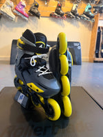 Load image into Gallery viewer, Rollerblade Apex Jr
