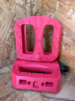 Load image into Gallery viewer, S&amp;M BTM Pedals
