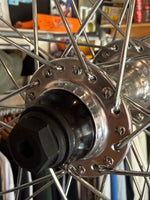 Load image into Gallery viewer, Relic Revolve Front Wheel
