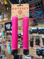 Load image into Gallery viewer, Odyssey Broc Grips
