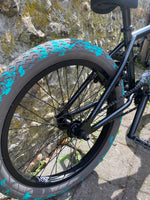 Load image into Gallery viewer, Subrosa Salvador XL BMX Complete Bike
