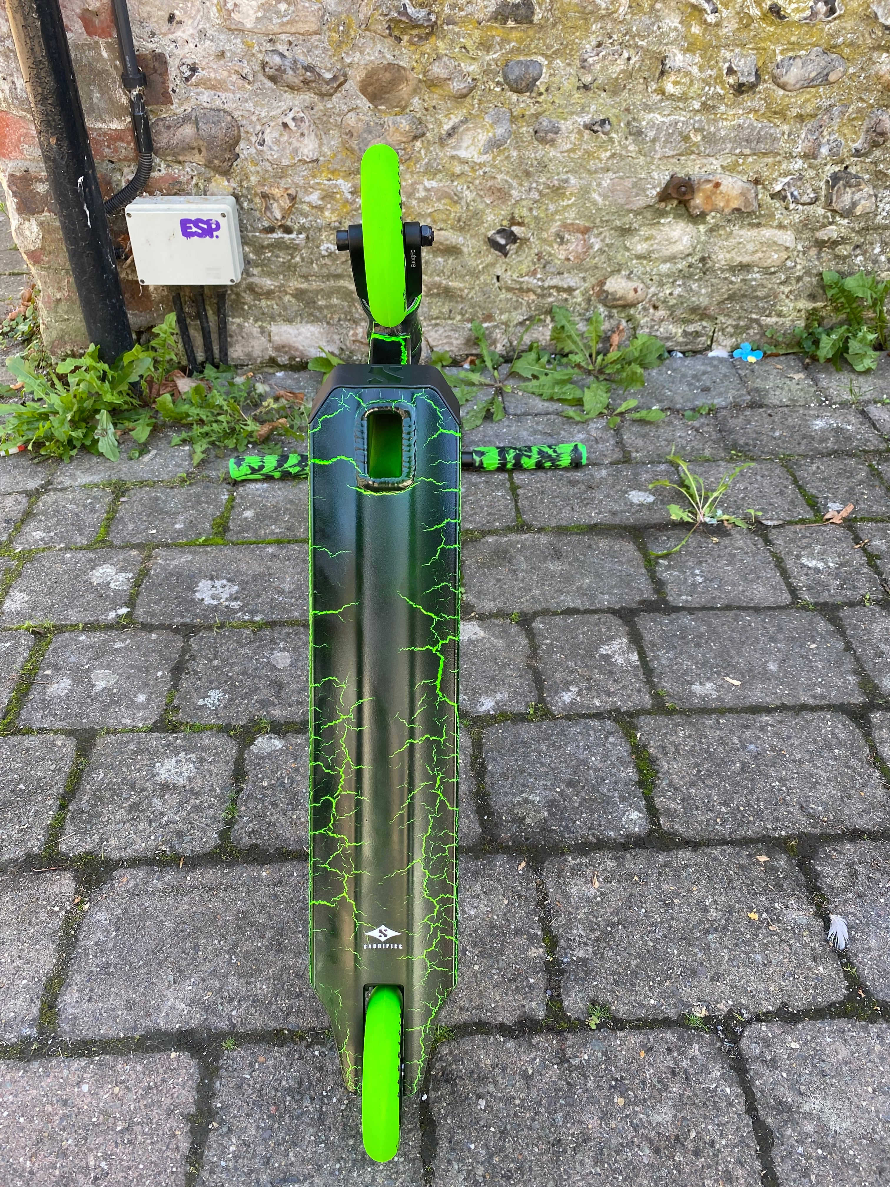 Sacrifice Flyte 100 v2 Complete Scooter