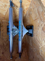 Load image into Gallery viewer, Slappy Wide Boys Trucks
