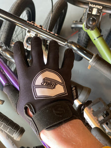 Shield Protectives Lightweight Gloves