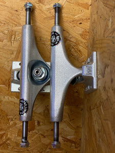 Royal Ultra Light Skateboard Trucks